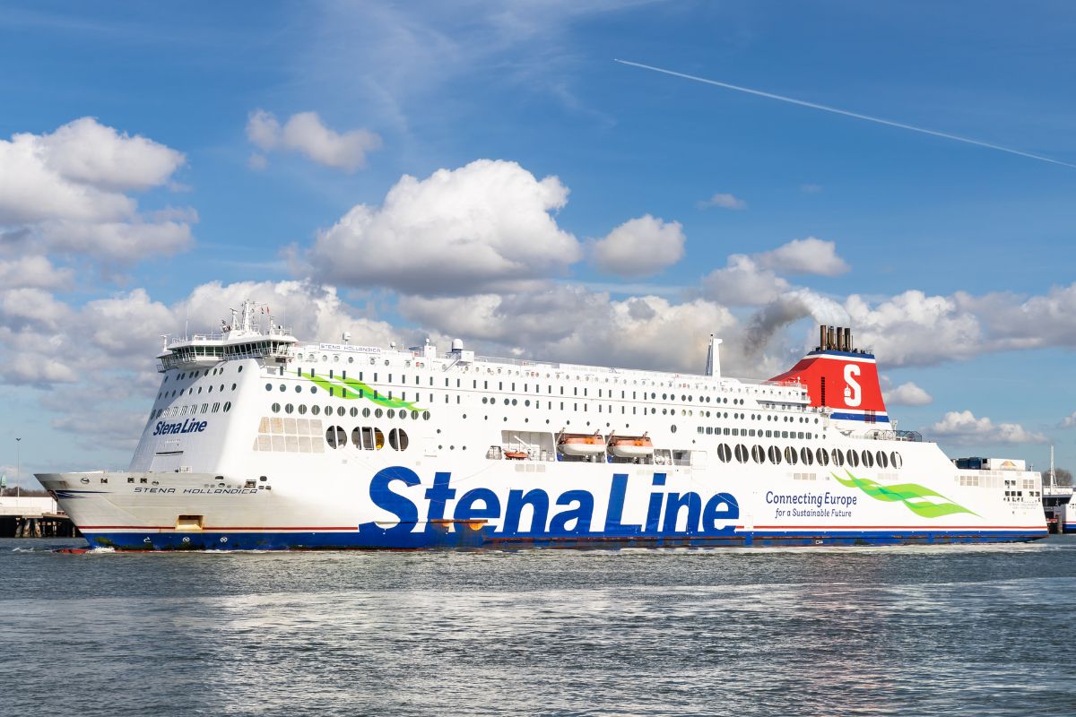 Stena Hollandica veerboot tussen Hoek van Holland en Harwich